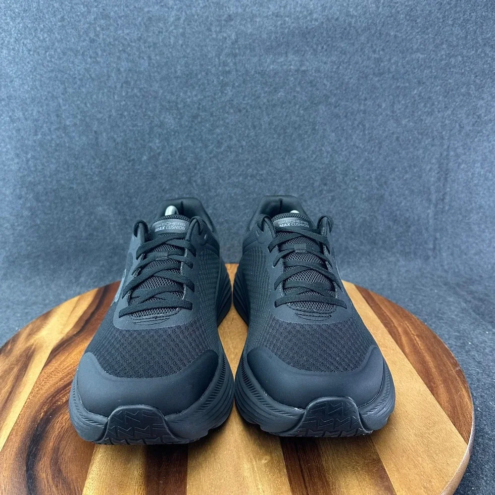Skechers GoRun Max Cushioning Delta Mens 11 Extra Wide Black Shoes 220613WW